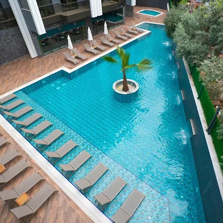 Квартира 1+1 В Центре/Пляж Клеопатра Alanya